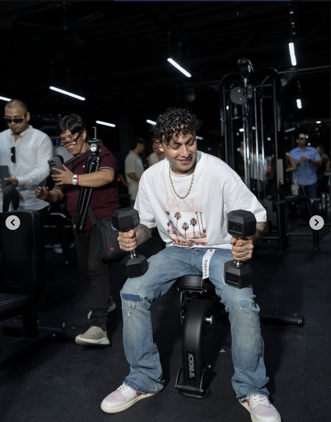 Persona entrenando en Eterno Training Club